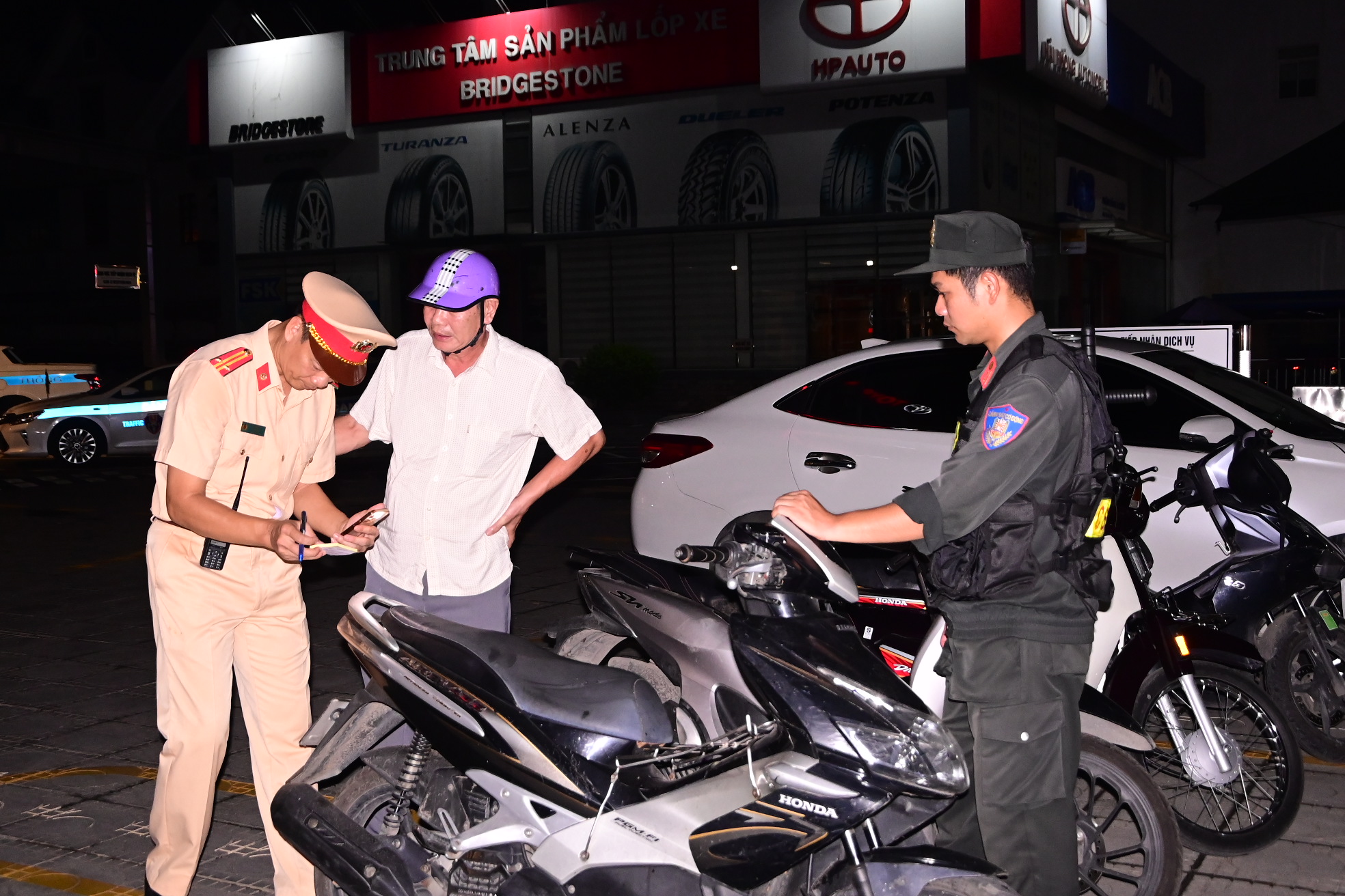 Phòng Cảnh sát cơ động: Kịp thời ứng cứu 10 người bị thương